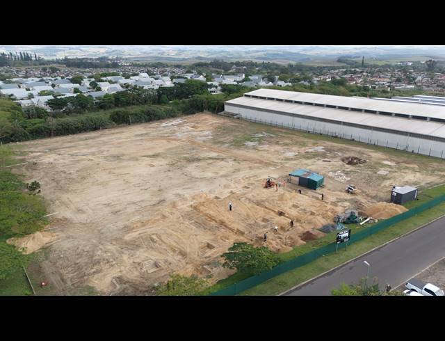 325M² BUSINESS CENTRE TO LET IN BALLITO DISTRICT